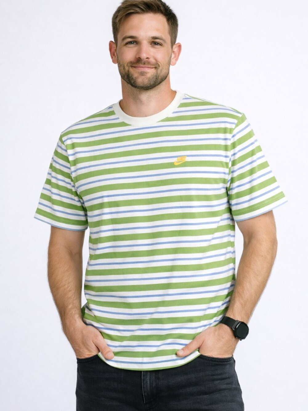 Nike Striped‎ Tee – Men’s Large